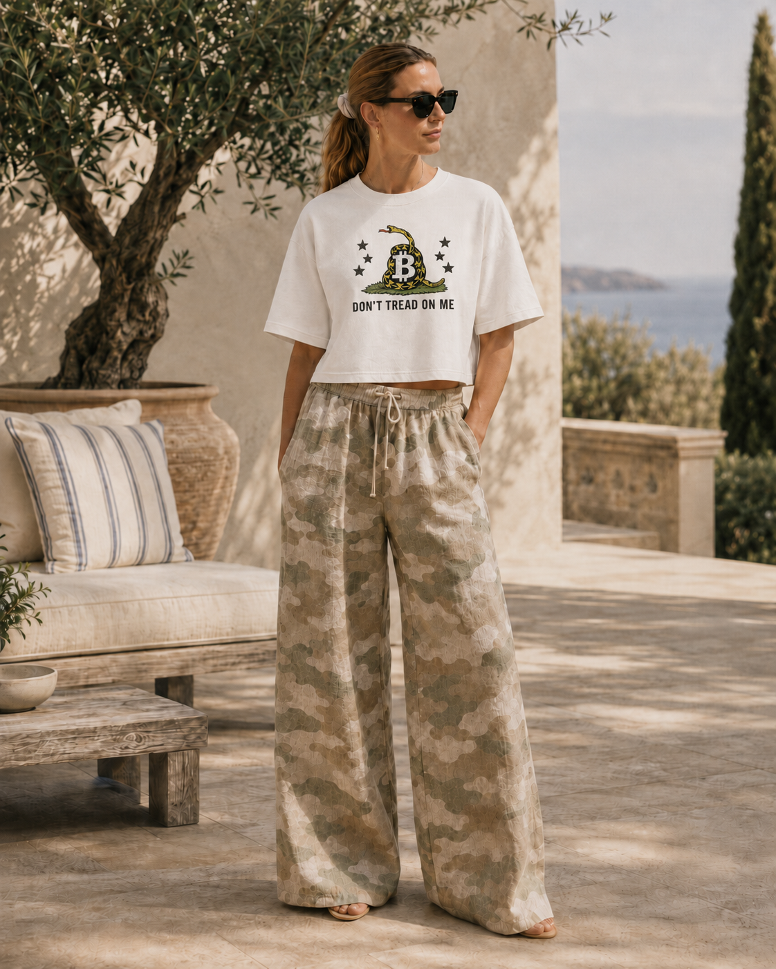Don't Tread On Me: Cropped Tee