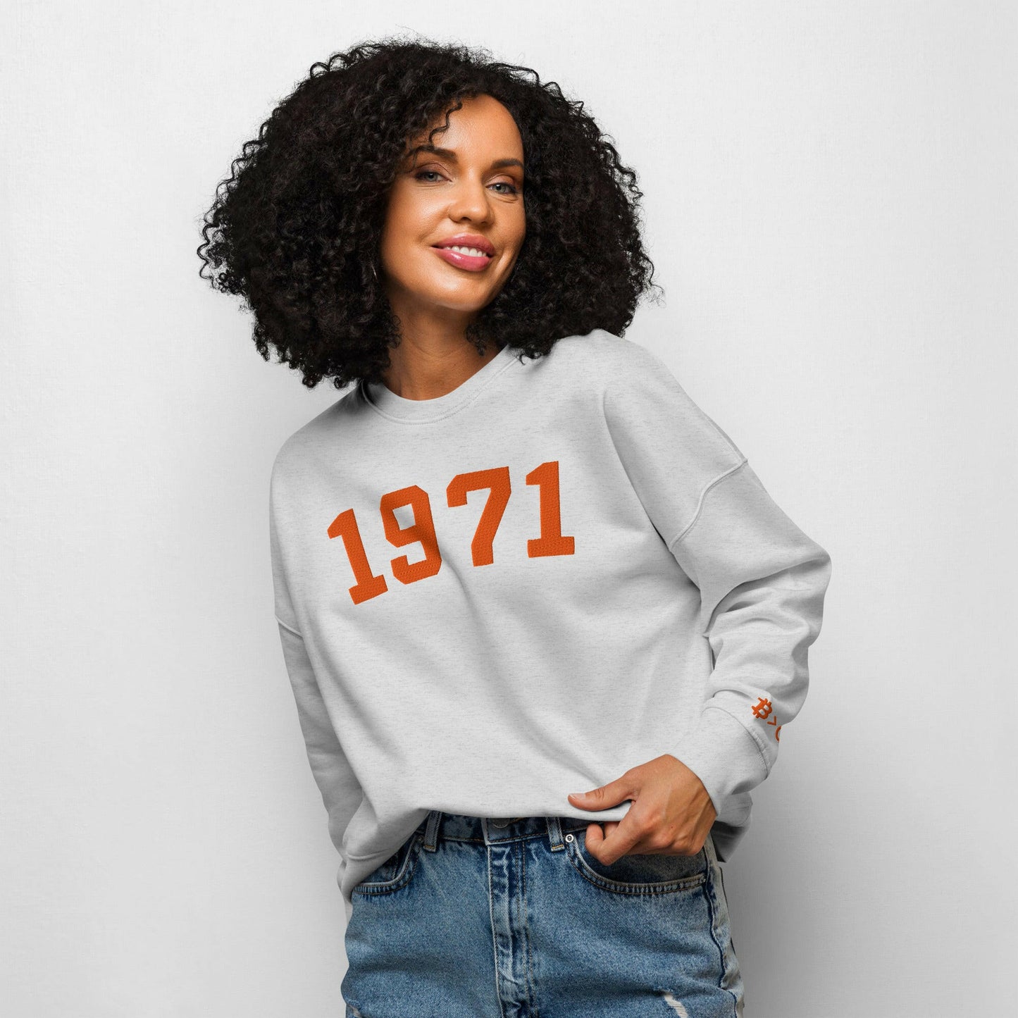 1971 / Womens Organic Bitcoin Sweatshirt - SVRN_T Woman - The Orange Habit